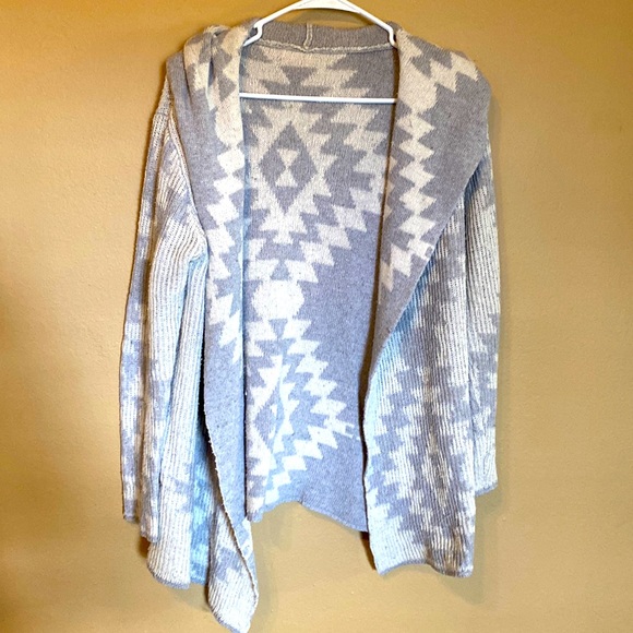Woven Heart Sweaters - Hooded poncho cardigan
